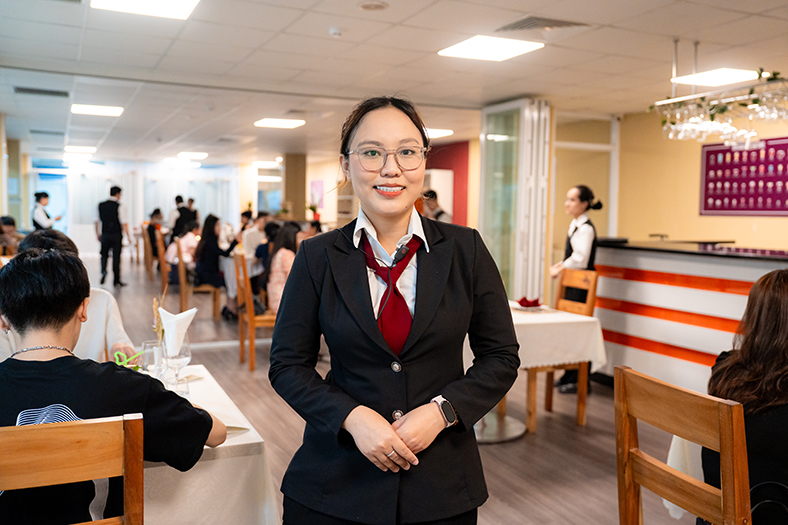 Sinh viên tự mở nhà hàng chay: Đồ án tốt nghiệp không còn nằm trên giấy