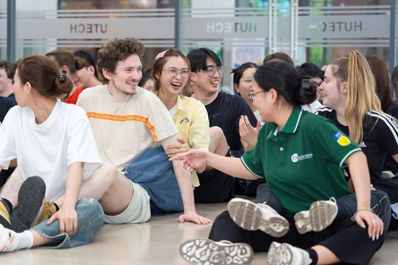 Những bài học trưởng thành từ môi trường đa văn hóa