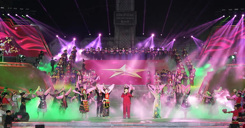 Chương trình Cầu truyền hình Kỷ niệm 85 năm Ngày Bác Hồ về nước