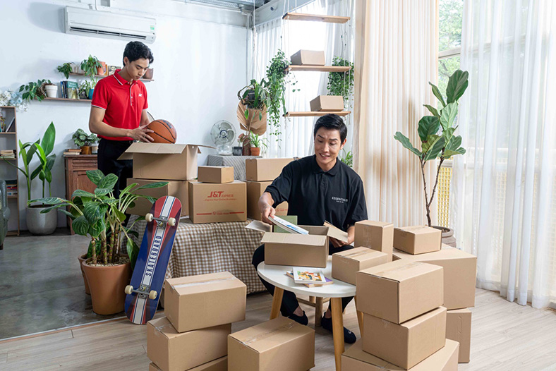 Tết nhẹ tênh nhờ thói quen gửi hàng từ sớm