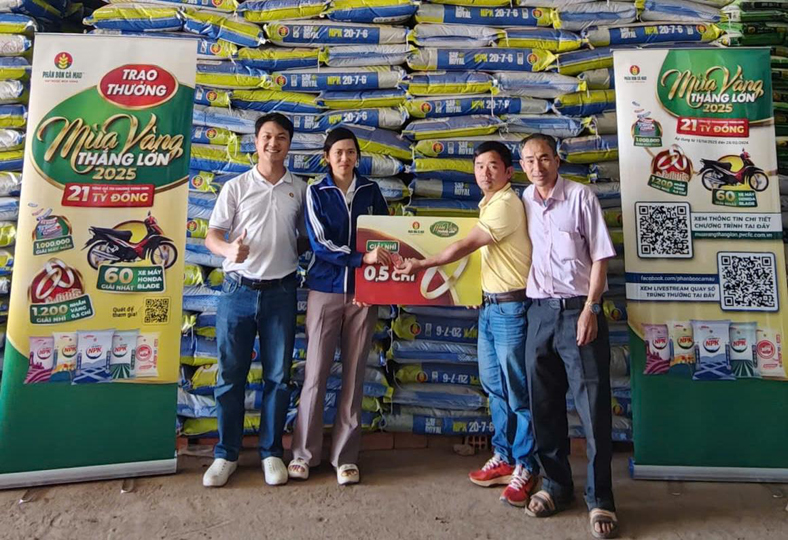 Nét Đẹp Mùa Vàng Thắng Lớn: livestream đặc biệt tôn vinh chị em nhà nông