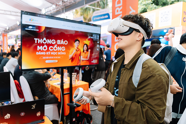 Trường Đại học FPT mang nhiều trải nghiệm đến Ngày hội Tư vấn tuyển sinh