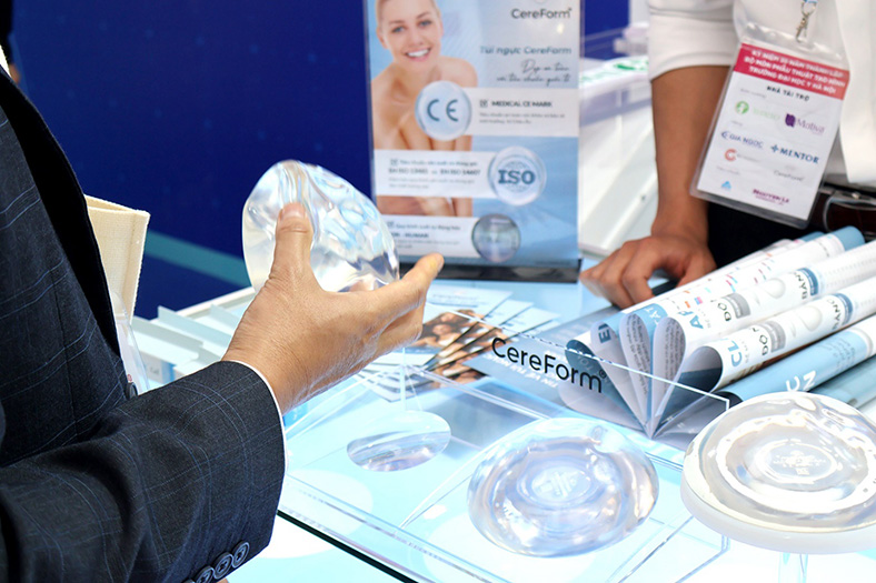 CereForm đồng hành cùng lễ kỷ niệm 35 năm Bộ môn Phẫu thuật tạo hình