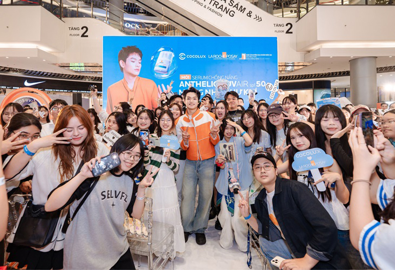 Lãnh đạo cấp cao L'Oréal thăm cửa hàng flagship Cocolux