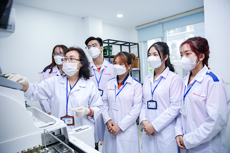 Bệnh viện đồng hành cùng HUTECH đào tạo bác sĩ