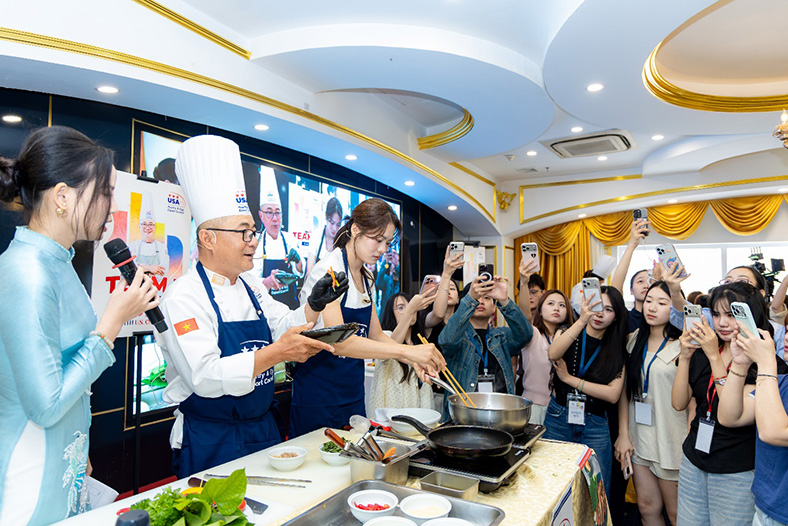 Khám phá hương vị bốn mùa cùng thịt gà Mỹ tại workshop ở Hà Nội