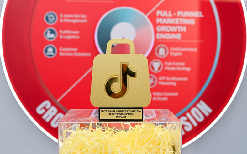 OnPoint nhận giải 'Đối tác Dịch vụ Xuất sắc' của TikTok Shop