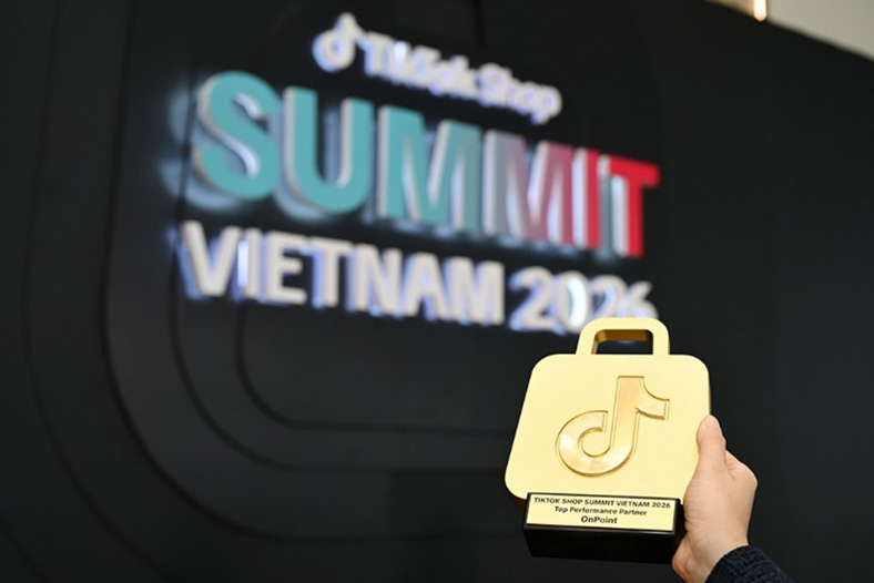 OnPoint nhận giải 'Đối tác Dịch vụ Xuất sắc' của TikTok Shop