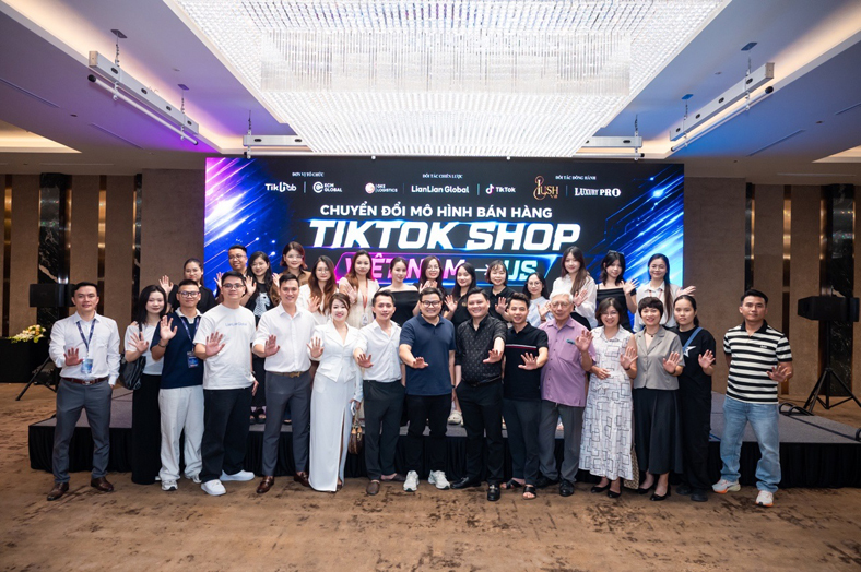 Sự kiện 'Chuyển đổi mô hình kinh doanh từ TikTok Shop nội địa sang TikTok Shop US'