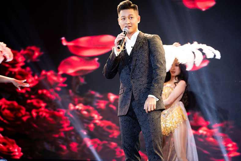 Mỹ Tâm tham gia show nhạc do Phương Mai làm sản xuất