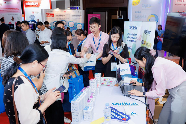 Optibac tham dự Hội nghị Sản Phụ khoa Quốc tế 2026