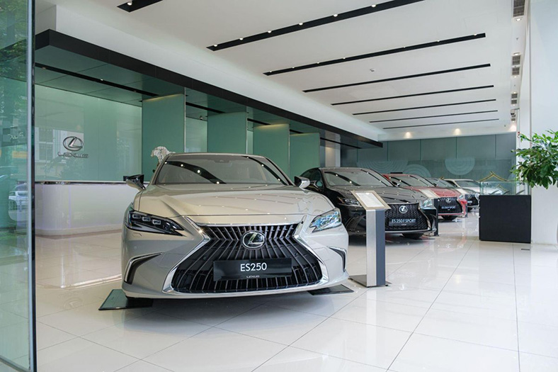 Lexus Trung Tâm Sài Gòn: Mở rộng dải sản phẩm Hybrid, nâng tầm dịch vụ