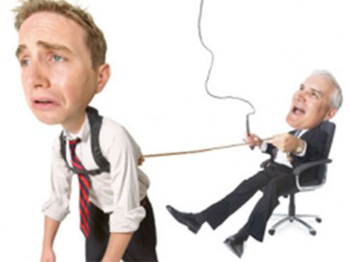 Đẩy người khác ra xa