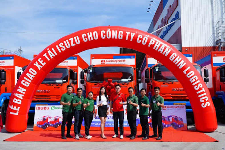 Giao Hàng Nhanh đầu tư mạnh, sẵn sàng cho mùa mua sắm cuối năm