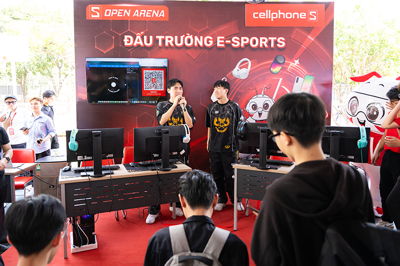 HUTECH IT Open Day 2025 - sàn giao dịch việc làm hấp dẫn