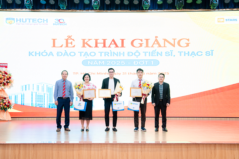 HUTECH khai giảng cho tân học viên cao học và nghiên cứu sinh
