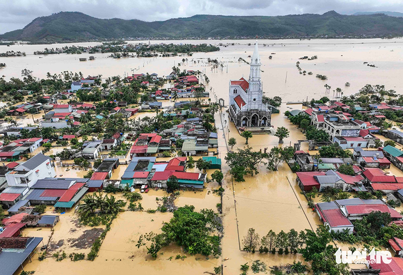 Carlsberg Việt Nam hỗ trợ người dân Huế và Đà Nẵng