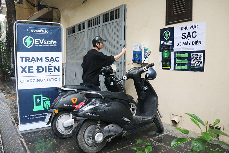 Bảo hiểm bảo vệ rủi ro cháy nổ cho trụ sạc xe điện EVsafe, kiến tạo hạ tầng sạc an toàn