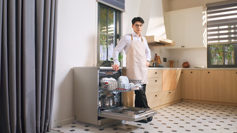 Huy Trần tận dụng công nghệ thế nào để chăm tổ ấm?