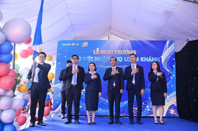 Khai trương Bảo Việt Nhân thọ Long Khánh